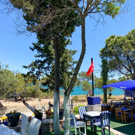 Hotel Lacivert Ayvalik