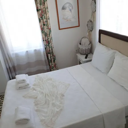 Hotel Lacivert 3*